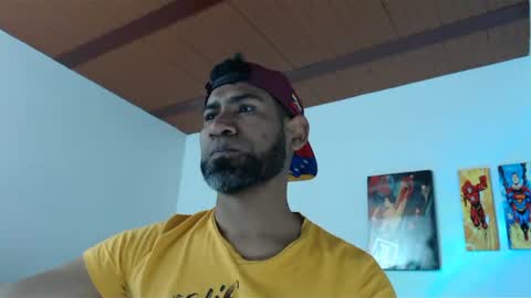 enriblack92 online show from December 2024 02:16:02 PM