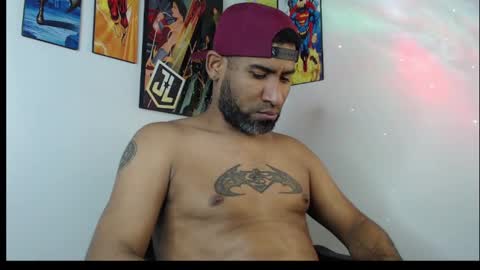 enriblack92 online show from February 2025 03:52:01 AM