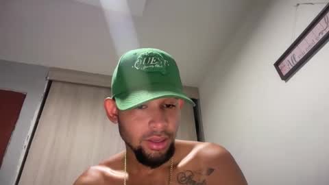 Snapshot of enyel_100 chatting on May 2026 08:19:01 AM enyel_100 online show from May 2026 08:19:01 AM
