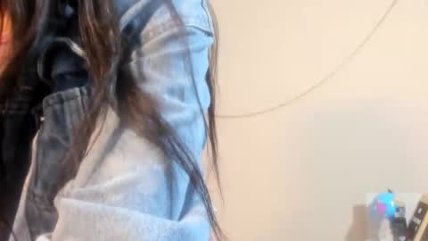 Angela online show from February 2025 10:54:01 PM