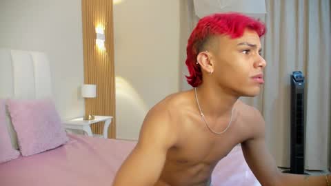 enzo_carter online show from October 2025 03:40:01 PM