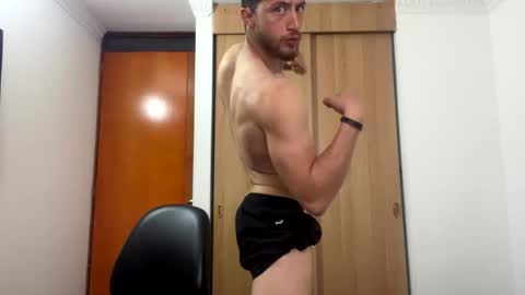 Snapshot of enzo_savage chatting on June 2026 11:46:02 AM enzo_savage online show from June 2026 11:46:02 AM