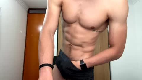 Snapshot of enzo_savage chatting on June 2026 11:46:01 AM enzo_savage online show from June 2026 11:46:01 AM