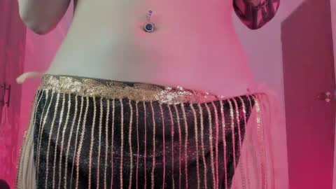 Snapshot of ephemeral_hot chatting on May 2026 11:01:04 PM Leyla online show from May 2026 11:01:04 PM