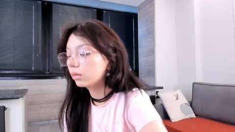 Ayami online show from May 2026 01:56:01 AM