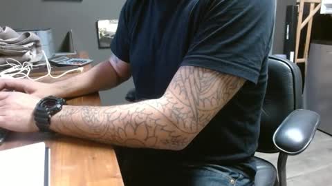 Snapshot of epsilongrey chatting on January 2025 04:52:01 PM epsilongrey online show from January 2025 04:52:01 PM