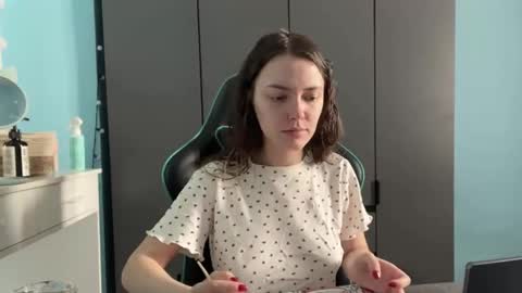 Lily online show from February 2026 02:07:03 AM