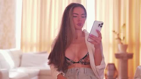 Snapshot of erelima chatting on May 2026 01:27:01 PM Ana Marie online show from May 2026 01:27:01 PM