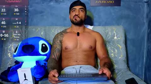 Brayan online show from October 2025 09:16:01 PM