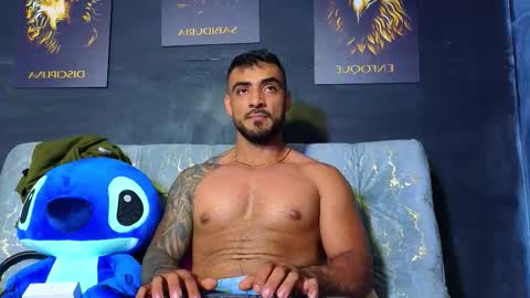 Brayan online show from October 2025 11:38:01 PM