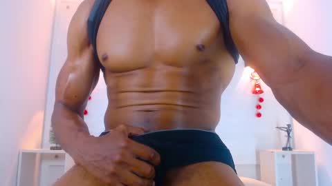 Eric Latino online show from December 2024 09:21:01 AM
