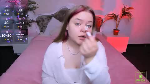 erica_love_ online show from October 2025 06:01:01 AM