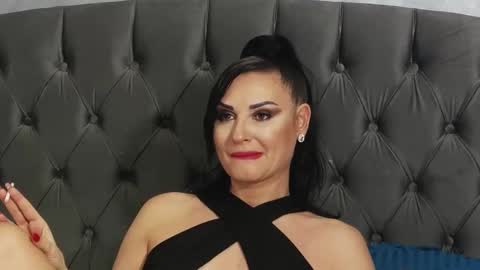 Erica online show from January 2025 09:15:01 PM