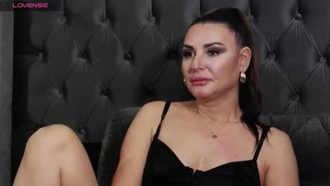 Erica online show from February 2026 10:14:02 PM