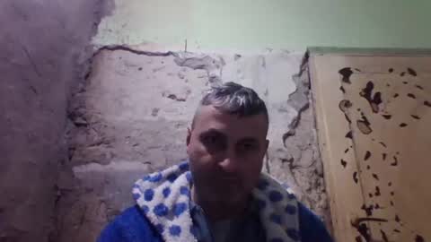 Snapshot of ericboy32 chatting on February 2026 12:40:01 AM eric online show from February 2026 12:40:01 AM