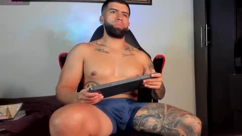 Snapshot of erick_blake_ chatting on October 2025 04:46:02 AM my   online show from October 2025 04:46:02 AM