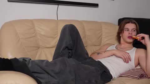 ERICK GRANT online show from December 2024 06:23:02 PM