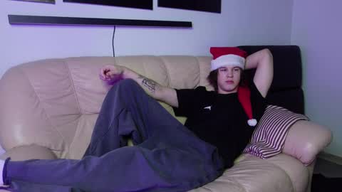 ERICK GRANT online show from December 2024 06:27:01 PM