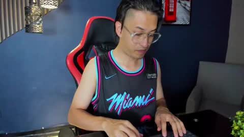 Erick online show from March 2026 02:41:01 AM