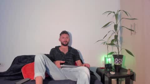 Snapshot of erickpritz_xh chatting on April 2026 01:54:01 AM erickpritz_xh online show from April 2026 01:54:01 AM