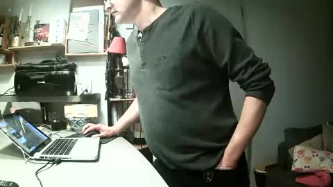 Snapshot of ericstephcam31 chatting on January 2025 08:37:02 PM Steph et Eric online show from January 2025 08:37:02 PM