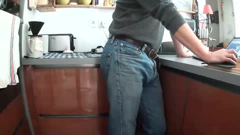 Snapshot of ericstephcam31 chatting on October 2025 09:18:02 AM Steph et Eric online show from October 2025 09:18:02 AM