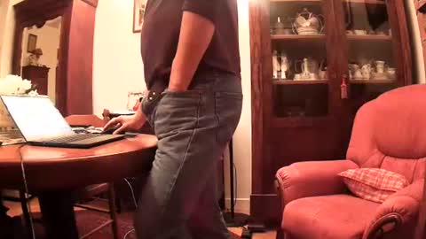 Snapshot of ericstephcam31 chatting on November 2025 09:29:02 PM Steph et Eric online show from November 2025 09:29:02 PM