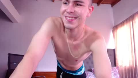 Snapshot of erik_rodriguez chatting on January 2026 02:41:02 PM Erik rodriguez online show from January 2026 02:41:02 PM