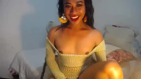 erika_madrigal online show from December 2024 12:53:01 AM