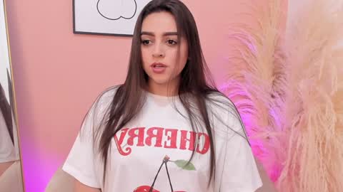 Erika Mendez online show from January 2025 08:04:01 PM