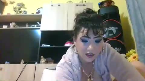 Snapshot of erikaguapa1989 chatting on November 2025 04:03:02 AM erikaguapa1989 online show from November 2025 04:03:02 AM