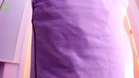 Erika online show from December 2024 04:20:02 AM