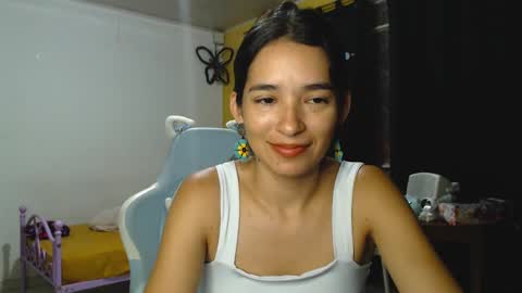 erina_1 online show from January 2025 11:26:01 PM