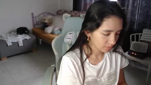 erina_1 online show from February 2026 02:46:01 PM