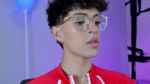   online show from November 2025 12:38:02 PM