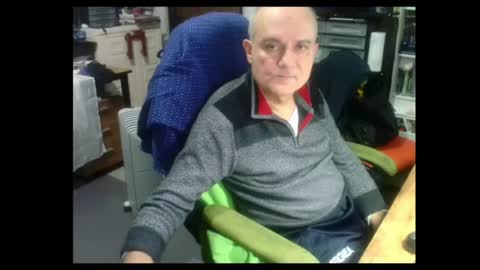 Snapshot of ernello chatting on June 2026 05:12:01 AM ernello online show from June 2026 05:12:01 AM