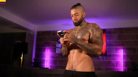 Snapshot of eros_dark_ chatting on May 2026 10:39:01 PM EROS DARK online show from May 2026 10:39:01 PM