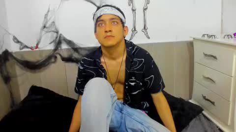 Snapshot of eros_fang chatting on October 2025 12:12:02 PM eros_fang online show from October 2025 12:12:02 PM