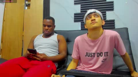 Snapshot of eros_fang chatting on November 2025 12:04:01 PM eros_fang online show from November 2025 12:04:01 PM