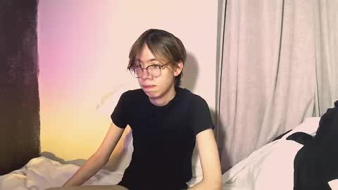 Snapshot of eroslove90 chatting on October 2025 04:32:01 AM eroslove90 online show from October 2025 04:32:01 AM