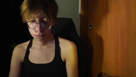 Snapshot of eroslove90 chatting on November 2025 06:21:01 PM eroslove90 online show from November 2025 06:21:01 PM