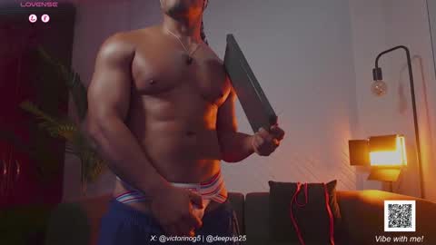 Snapshot of eroswolfs chatting on May 2026 05:20:01 PM eroswolf online show from May 2026 05:20:01 PM