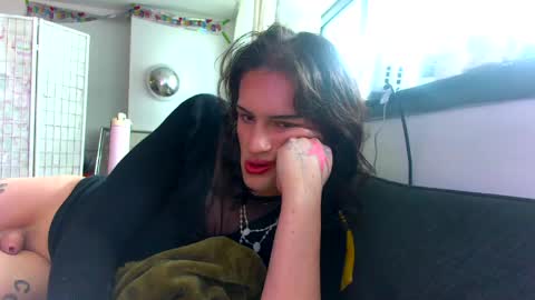 Snapshot of erotica_angel chatting on May 2026 09:44:02 PM Nikki Erotica online show from May 2026 09:44:02 PM
