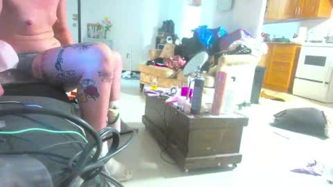 Snapshot of erotica_angel chatting on June 2026 08:31:02 AM Nikki Erotica online show from June 2026 08:31:02 AM