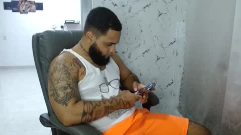 Eroticoblack online show from April 2026 04:32:01 AM