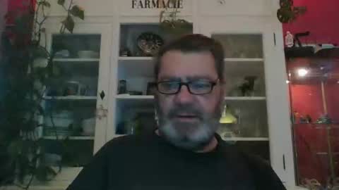 Snapshot of erwin1966 chatting on January 2025 02:08:01 AM Erwins room welcome sound on online show from January 2025 02:08:01 AM