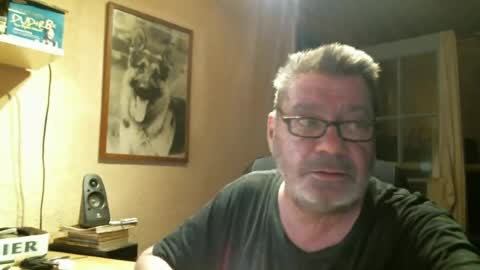 Snapshot of erwin1966 chatting on July 2026 12:41:02 AM Erwins room welcome sound on online show from July 2026 12:41:02 AM