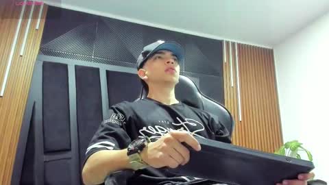 Eryon online show from October 2025 11:17:01 AM