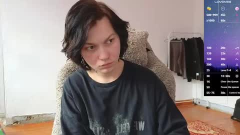 esajukyy online show from April 2026 02:27:02 AM