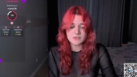 Snapshot of eshleeeygreen chatting on July 2026 10:30:02 PM EshleGreen online show from July 2026 10:30:02 PM